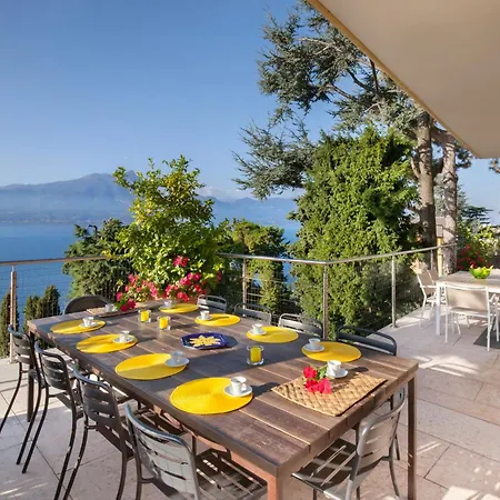 Villa Vista With Pool
