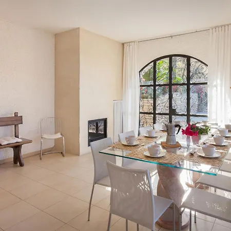 Villa Vista With Pool Torri Del Benaco