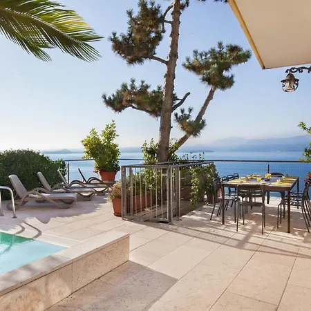 Villa Vista With Pool *