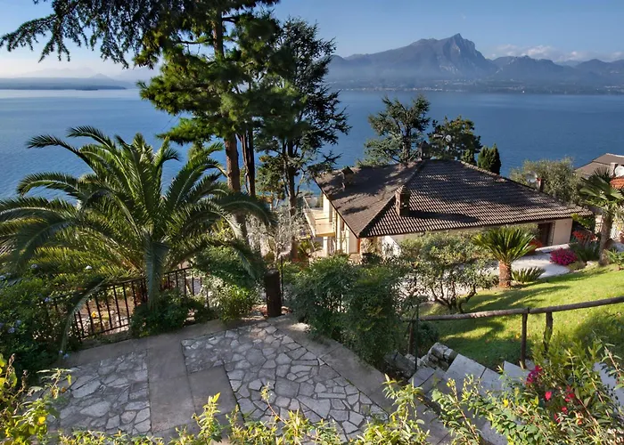 Vista With Pool Villa *
